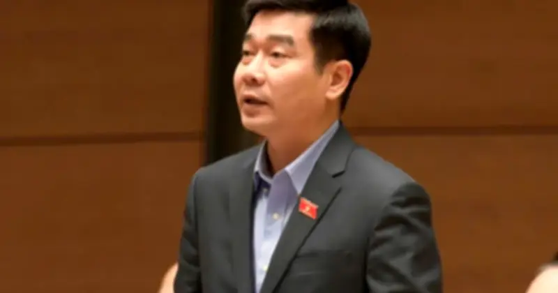 Quốc hội thảo luận dự luật Công chứng: Tranh cãi về công chứng hợp đồng đặt cọc bất động sản