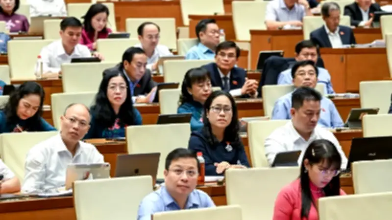 Quốc Hội Thảo Luận Kế Hoạch Phát Triển Kinh Tế-Xã Hội Và Đề Xuất Tăng Lương Cơ Sở