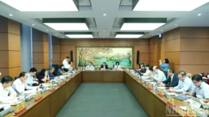 Quốc Hội Thảo Luận Sửa Luật Tiếp Cận Thông Tin: Đẩy Mạnh Chuyển Đổi Số Và Minh Bạch