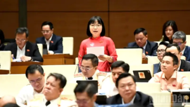 Quốc hội thảo luận sôi nổi về ngưỡng doanh thu chịu thuế mới cho hộ kinh doanh