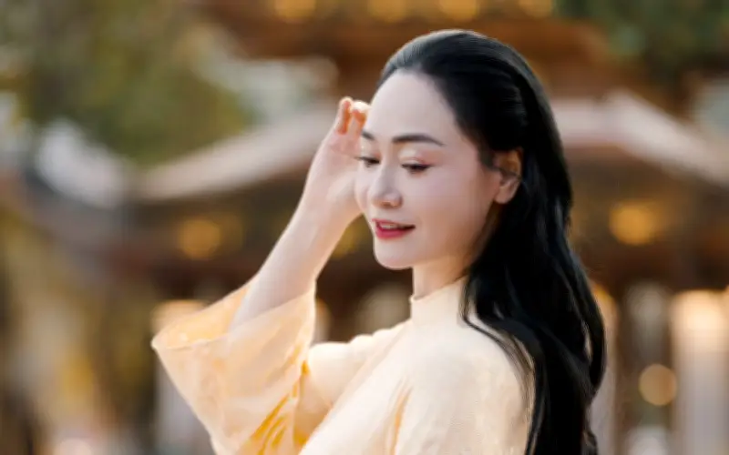 Quách Thu Phương gây bão với vai bà Dung 'ác mộng' trong 'Bước chân vào đời'