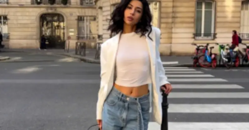 Quần denim dáng rộng: Công thức phối đồ cho mọi phong cách đường phố