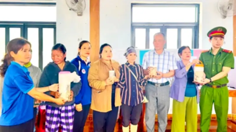 Quảng Nam: Bảy ca ngộ độc botulinum từ cá ủ chua, WHO hỗ trợ thuốc giải độc