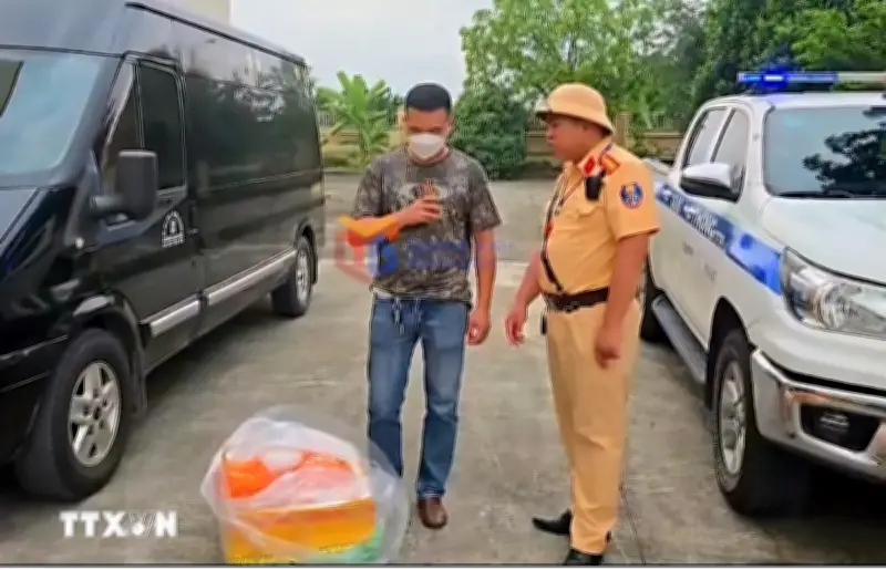 Quảng Ninh liên tiếp thu giữ hàng chục tấn thực phẩm không rõ nguồn gốc