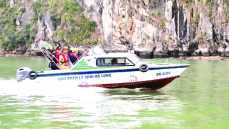 Quảng Ninh Siết Chặt An Toàn Du Lịch Vịnh Hạ Long Với Nhiều Biện Pháp Quyết Liệt