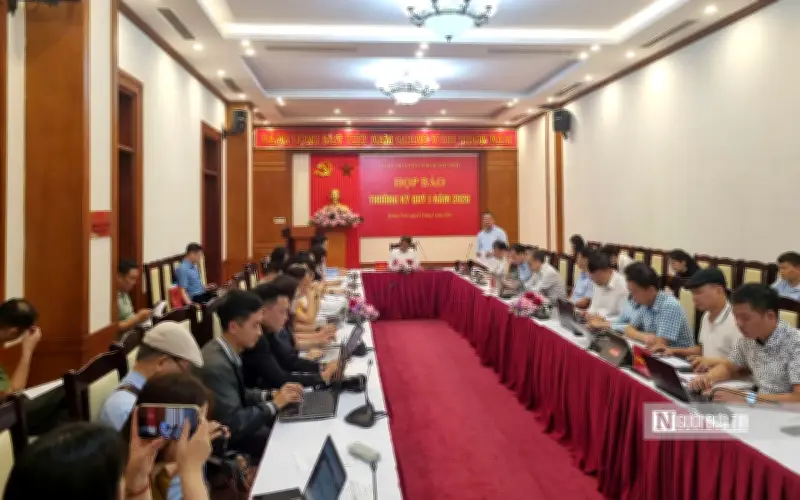 Quảng Ninh tăng trưởng GRDP 9,81% quý I/2026, du lịch phục hồi mạnh mẽ