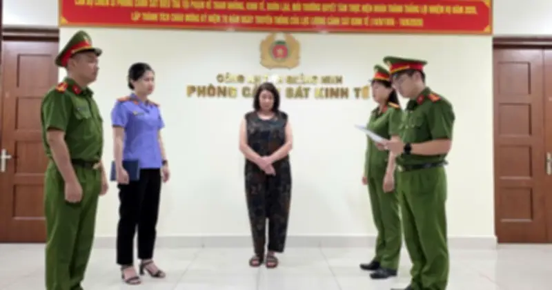 Quảng Ninh triệt phá đường dây sản xuất giá đỗ bằng chất cấm, thu giữ hàng tấn sản phẩm