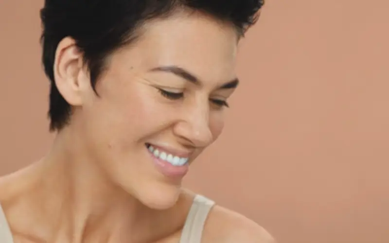 Retinol - 'Tiêu Chuẩn Vàng' Trong Làm Đẹp: Công Dụng Và Lưu Ý Khi Sử Dụng