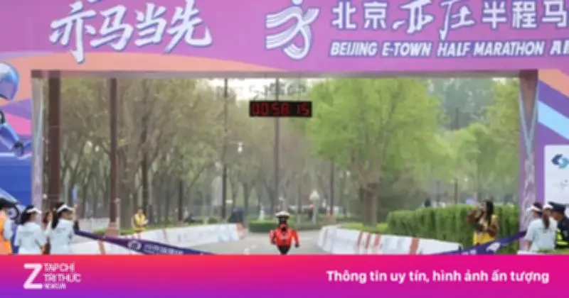 Robot Trung Quốc Phá Kỷ Lục Bán Marathon, Vượt Xa Vận Động Viên Con Người