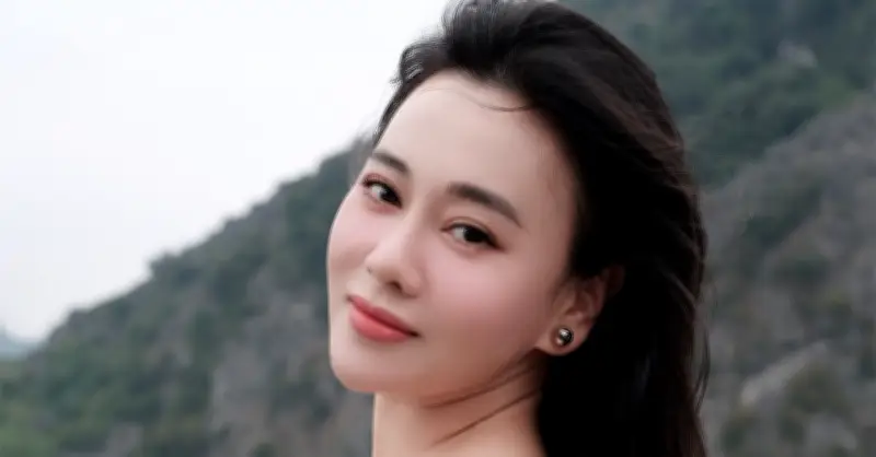 Sao Việt ngày 5/4: Phương Oanh tận hưởng bình yên, Phương Linh lên tiếng về tin đồn