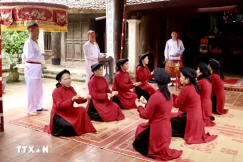 Sức sống của hát xoan dưới mái đình cổ Hùng Lô