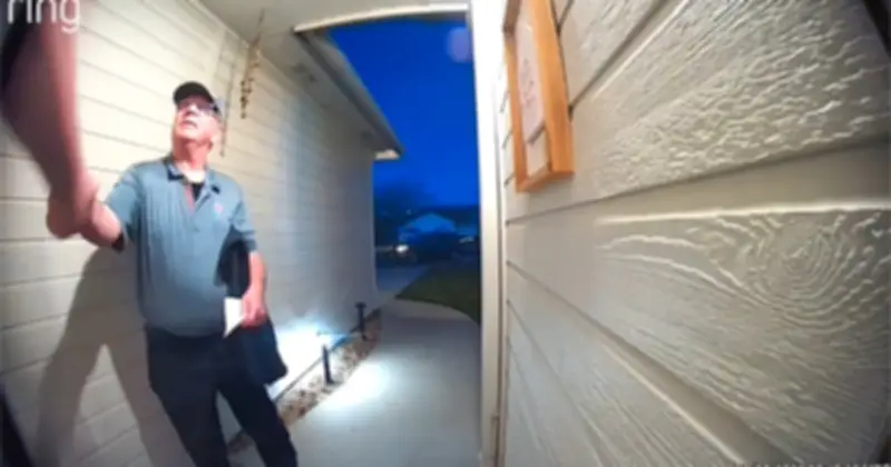 Shipper 68 Tuổi Được Khách 'Bo' Hơn 3 Tỷ Nhờ Hành Động Tử Tế Giữa Đêm Khuya