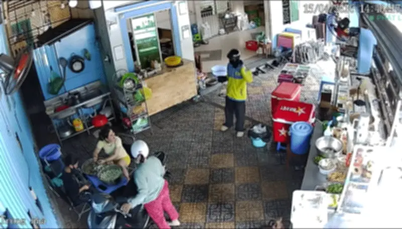 Shipper Làm Đổ Hỏng Đơn Trà Sữa, Chủ Quán TP.HCM Tha Thứ Và Làm Lại Miễn Phí