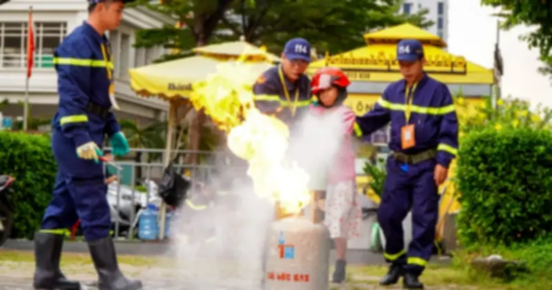 Sinh viên lo lắng về an toàn phòng cháy tại nhà trọ sau vụ cháy ở TP.HCM