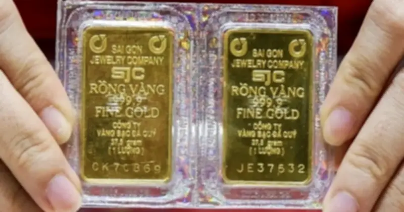 SJC tạm dừng đăng ký mua vàng trực tuyến, chuyển sang giao dịch trực tiếp tại cửa hàng