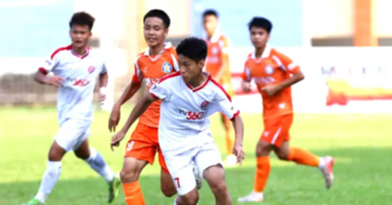 SLNA Chặn Đứng Thế Công Của Viettel Ở Bán Kết Giải U15 Quốc Gia