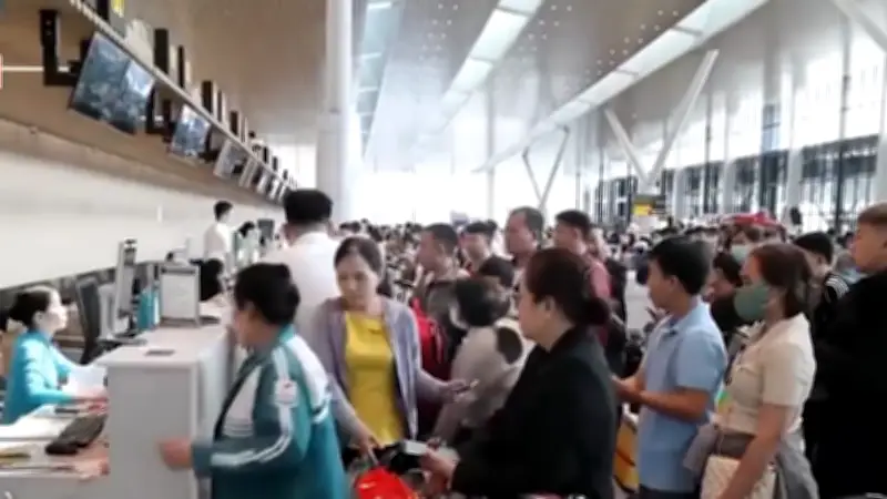 Sân bay Tân Sơn Nhất dự kiến phục vụ 750 chuyến bay mỗi ngày dịp lễ