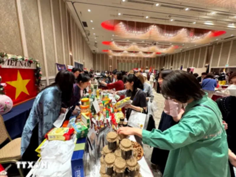 Sản phẩm truyền thống Việt lan tỏa tại hội chợ từ thiện Nhật Bản