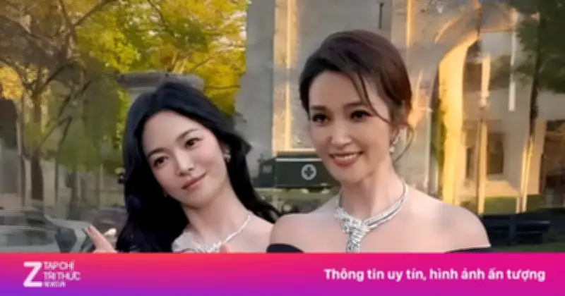 Song Hye Kyo và Lý Băng Băng khoe sắc tại Paris, gây xôn xao dư luận