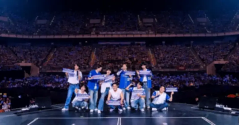 Sập lan can tại concert Super Junior, ba khán giả bị thương trong đêm diễn kỷ niệm 20 năm