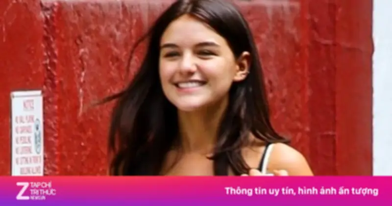 Suri Cruise tròn 20 tuổi: Cuộc sống giản dị và hành trình tự lập xa ánh hào quang Hollywood