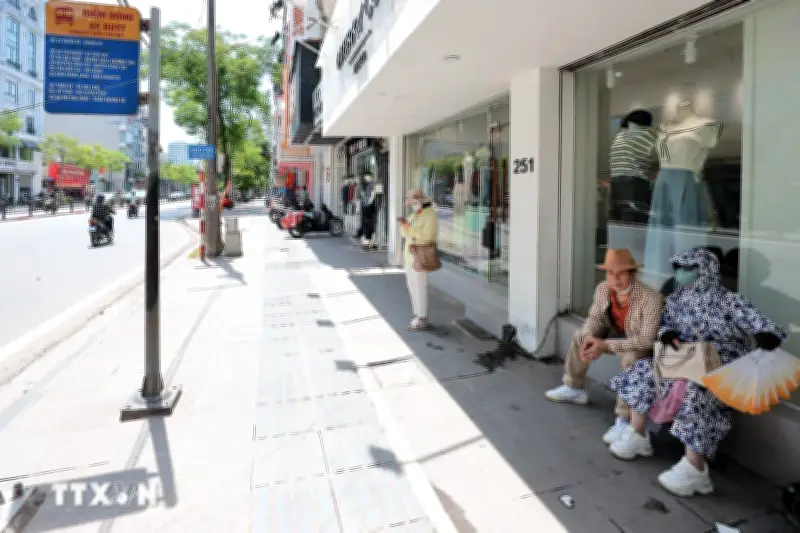 Từ ngày 7/8, nhiều khu vực nắng nóng đặc biệt gay gắt, nhiệt độ trên 40 độ C