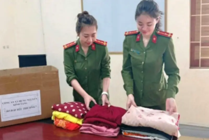 Tủ Áo Dài Trao Yêu Thương: Cầu Nối Nghĩa Tình Từ Hưng Nguyên Đến Biên Cương Gia Lai