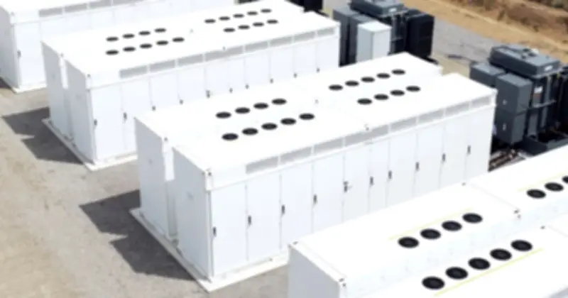 Đột phá pin sắt: 6.000 chu kỳ sạc xả không suy giảm hiệu suất