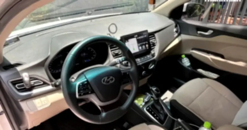 Tự rửa ô tô tại nhà: 4 sai lầm phổ biến khiến nội thất nhanh hỏng