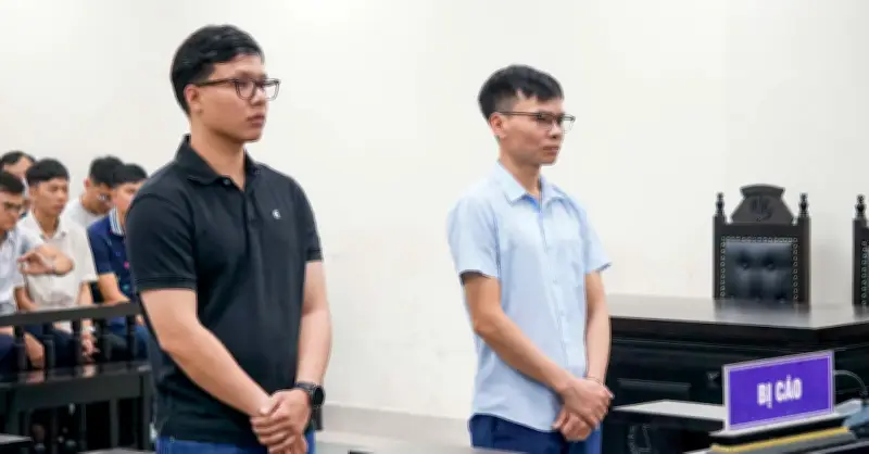 Tòa án xét xử hai cựu cán bộ công an liên quan vụ cháy 15 người chết ở Hà Nội