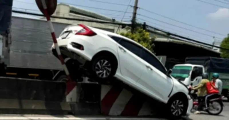 Tai nạn liên hoàn trên quốc lộ 1 ở Đồng Tháp, một người bị thương nặng