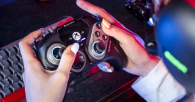 Tay Cầm Game 'Biến Hình' Turtle Beach Stealth Pivot: Giải Pháp Cho Game Thủ Đa Dạng