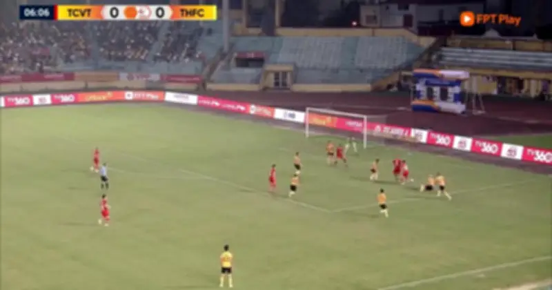 Thể Công Viettel Thắng Gian Nan 1-0 Trước Thanh Hóa, HLV Popov Nhận Thẻ Đỏ