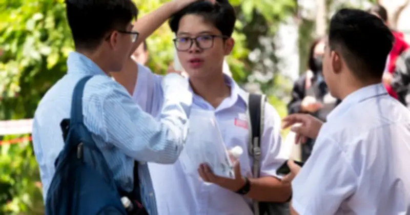 Thí sinh Khánh Hòa than khó với đề thi đánh giá năng lực V-ACT, đặc biệt phần tiếng Việt