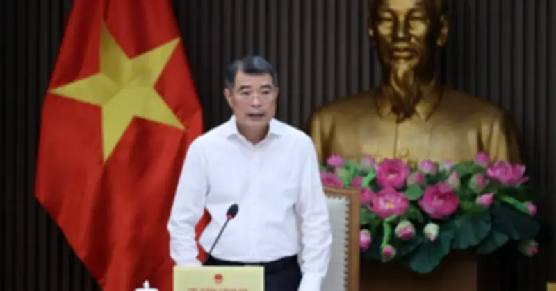 Thủ tướng Lê Minh Hưng chỉ đạo cắt giảm mạnh thủ tục hành chính và điều kiện kinh doanh
