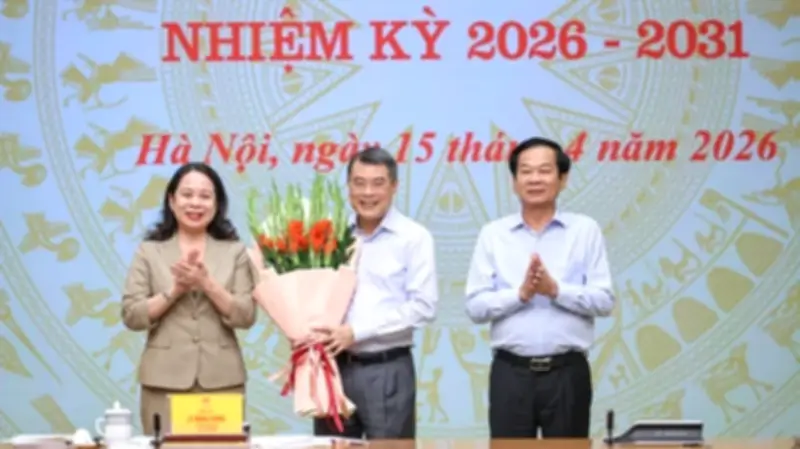 Thủ tướng Lê Minh Hưng chỉ đạo đổi mới thi đua, hướng tới tăng trưởng hai con số