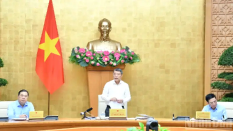 Thủ tướng Lê Minh Hưng chỉ đạo khẩn trương xử lý các nhiệm vụ cấp bách sau cuộc họp đầu tiên