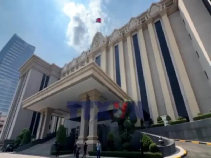 Thủ tướng Lê Minh Hưng gửi lời chúc Tết Chol Chnam Thmay tới Thủ tướng Campuchia Hun Manet