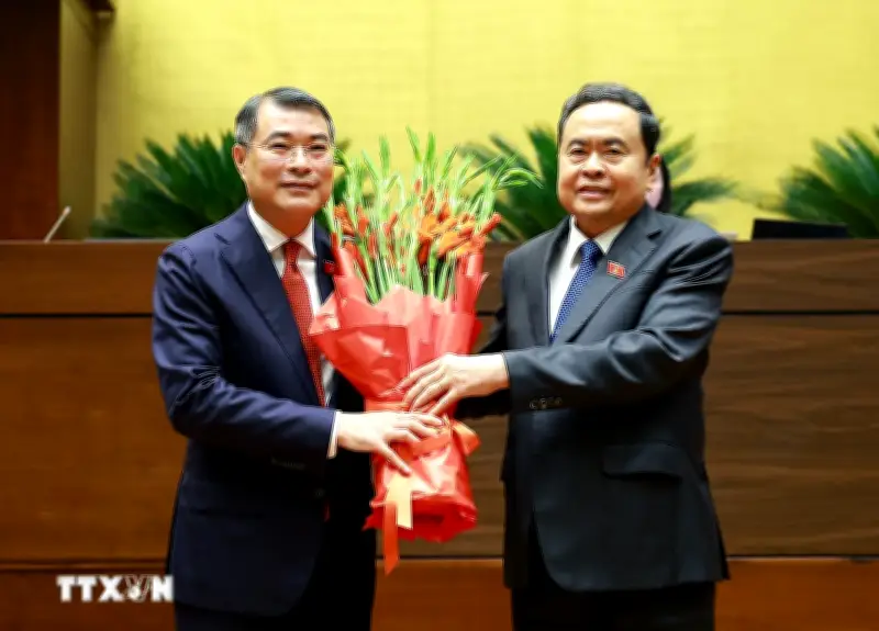 Thủ tướng Lê Minh Hùng tập trung xây dựng chính phủ hiện đại, kiến tạo và phục vụ nhân dân