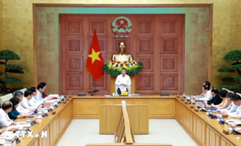 Thủ tướng Lê Minh Hưng yêu cầu định kỳ công khai tiến độ công việc của các bộ, ngành