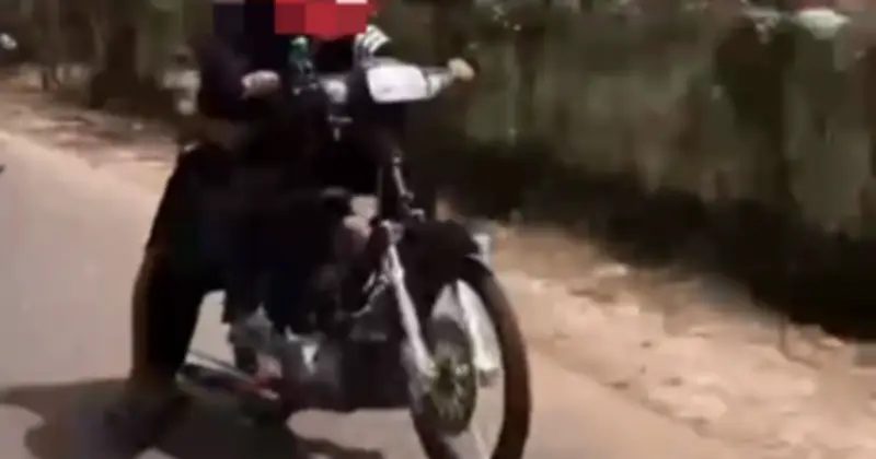 Thanh niên Đắk Lắk bốc đầu xe máy, đăng clip 'câu view' bị CSGT xử lý