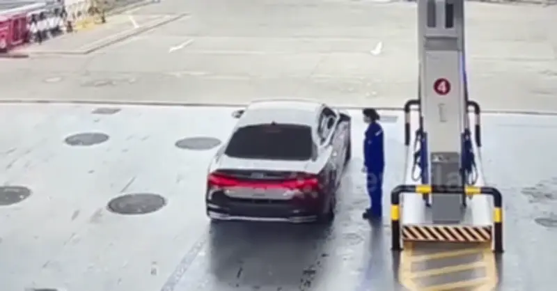 Thanh niên lái Audi đổ đầy bình xăng rồi bỏ chạy, quỵt tiền 2,4 triệu đồng