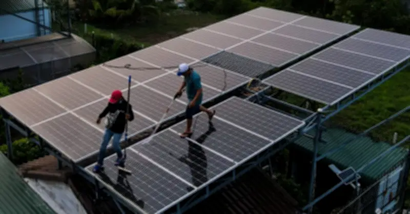 Thúc đẩy điện mặt trời mái nhà: Rút ngắn thủ tục còn 8 ngày
