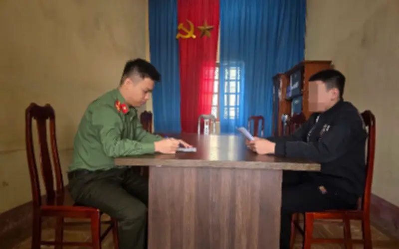 Thiếu niên 17 tuổi ở Thái Nguyên bị phạt gần 4 triệu vì xuất cảnh trái phép