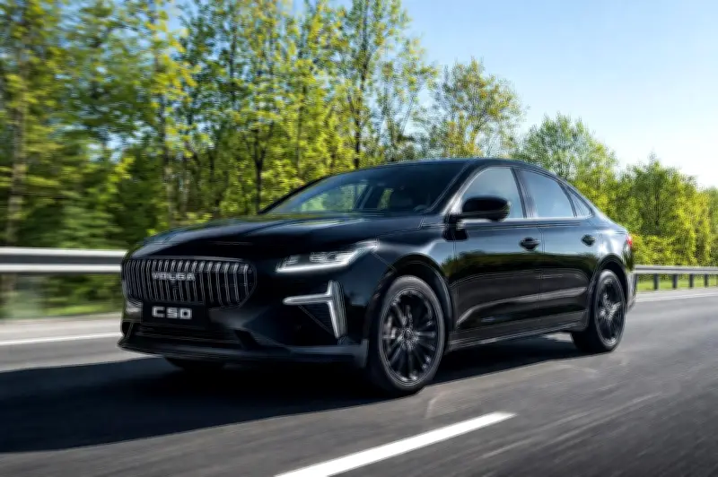 Thương hiệu Volga huyền thoại tái xuất với hai mẫu xe mang DNA Geely