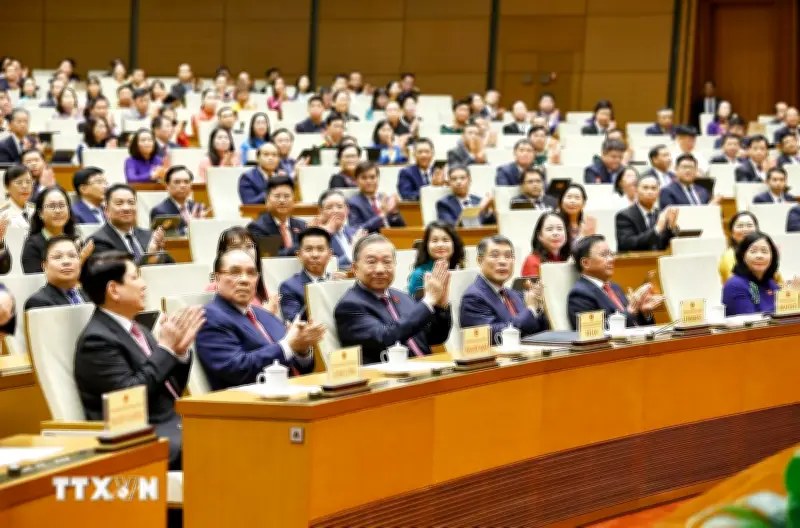 Thông qua Nghị quyết Kỳ họp thứ Nhất, Quốc hội Khóa XVI