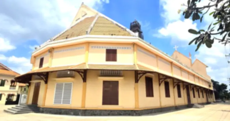 Tháp chuông Cái Mơn: Kiến trúc tôn giáo đặc biệt và câu chuyện văn hóa miền Tây