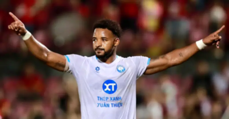 Thép Xanh Nam Định khởi sắc dưới tay HLV Vũ Hồng Việt, đặt mục tiêu top 3 V-League