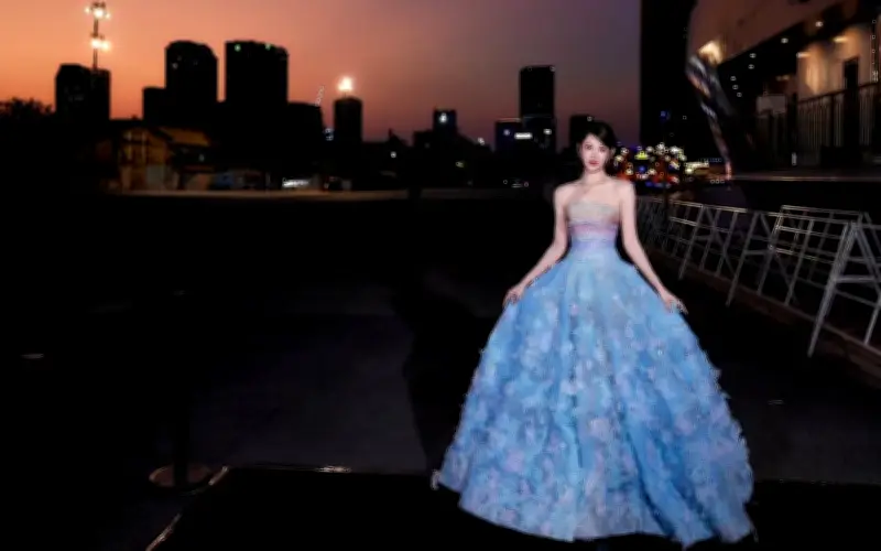 Thủy Ngân Hóa Công Chúa Trong Tiệc Sinh Nhật 35 Tuổi Trên Du Thuyền