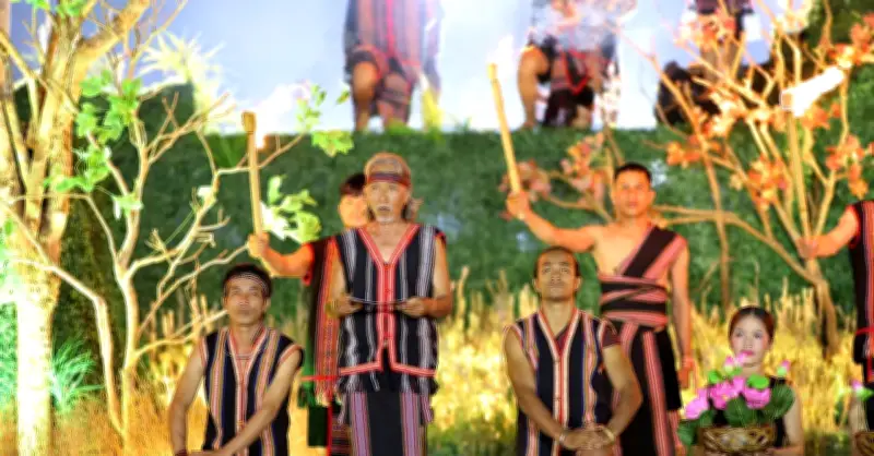 Tái hiện trang trọng bức thư Bác Hồ giữa đại ngàn reo